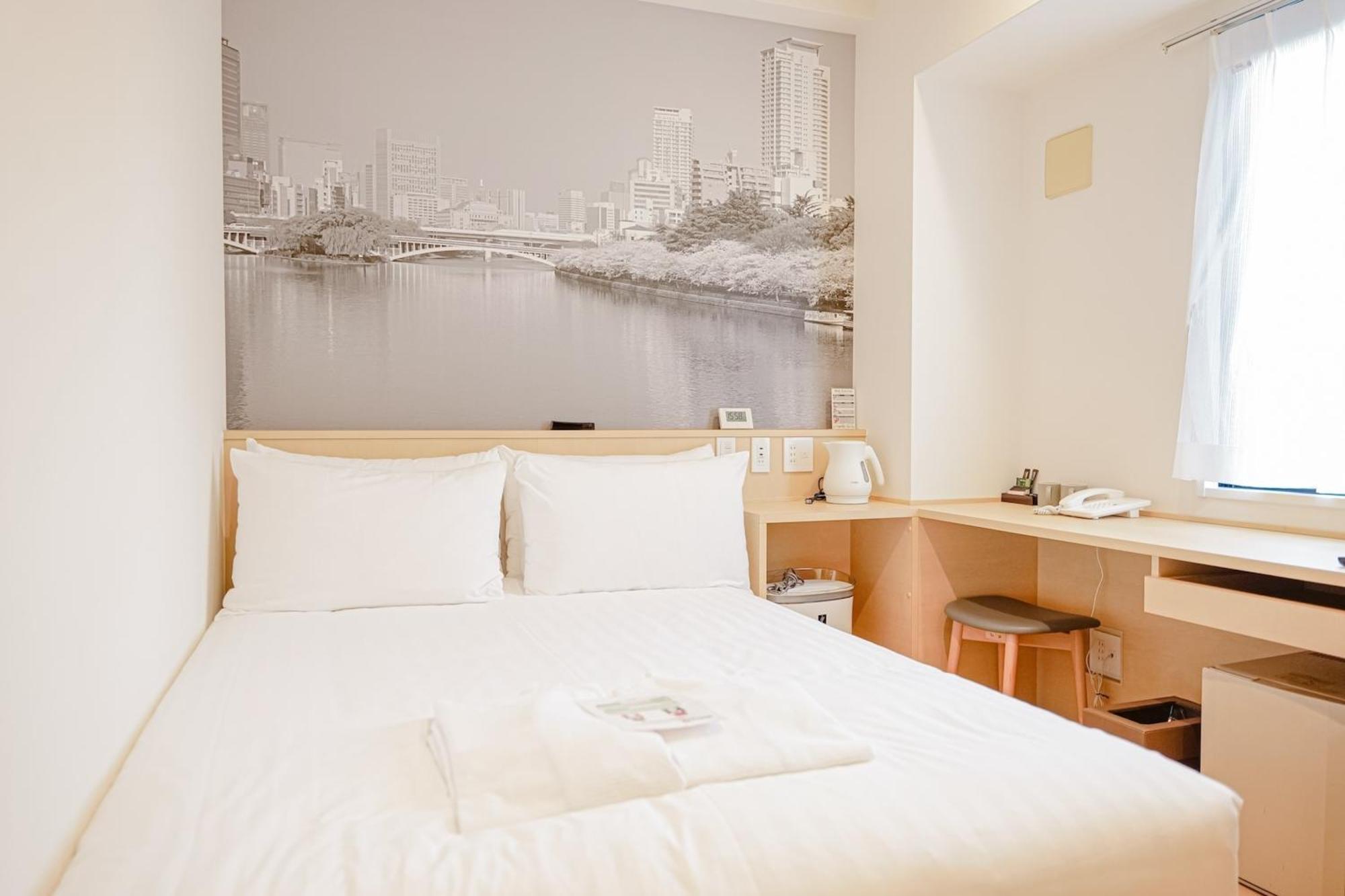 Travelodge Honmachi Osaka Exteriör bild