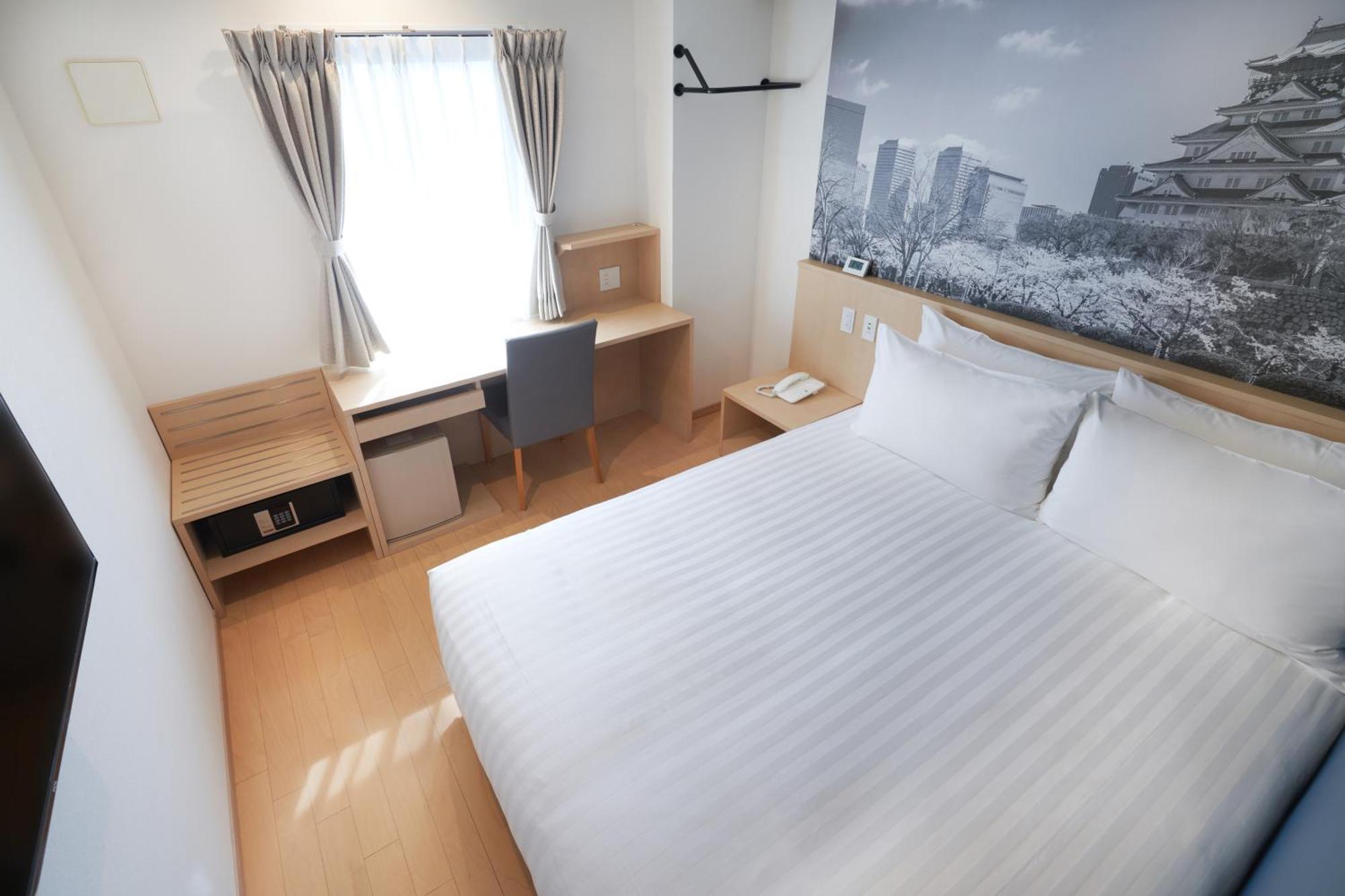 Travelodge Honmachi Osaka Exteriör bild