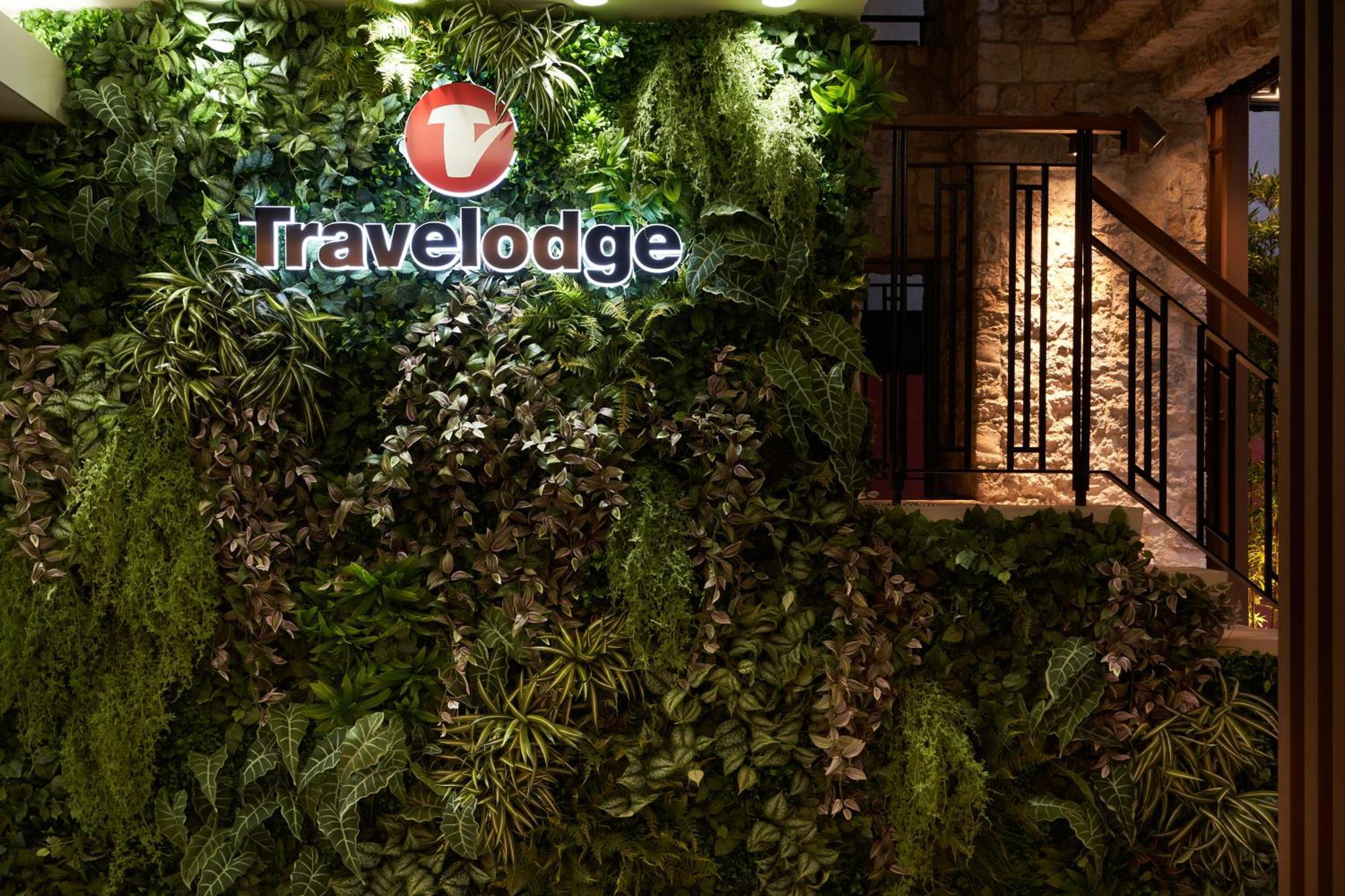 Travelodge Honmachi Osaka Exteriör bild